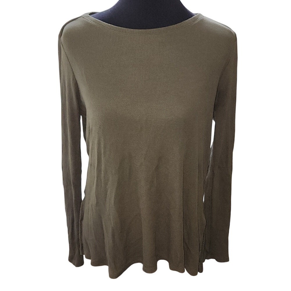 Grace and‎ Lace Top